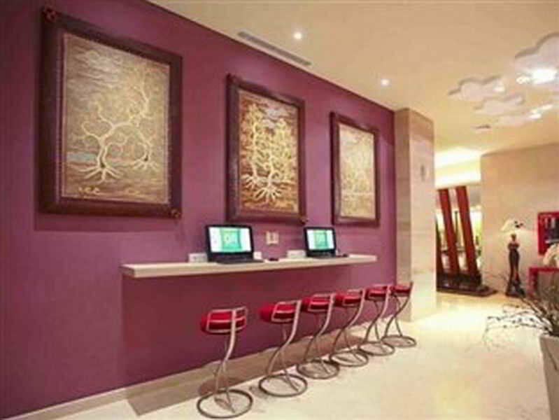 Hotel Ibis Styles Bali Denpasar Exterior foto